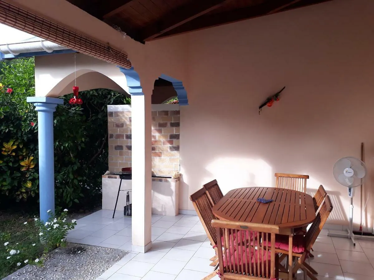 Hotel Domaine Des Dolphines Le Diamant 0*,  Martinik